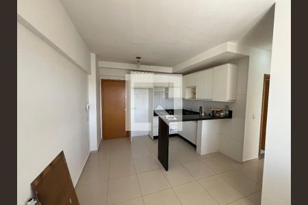 Sala/Cozinha de apartamento para alugar com 2 quartos, 47m² em Qn 404, Brasília