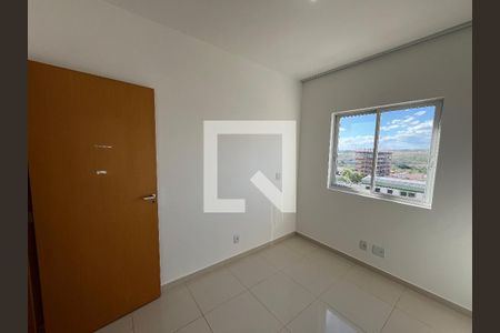 Quarto 1 de apartamento para alugar com 2 quartos, 47m² em Qn 404, Brasília