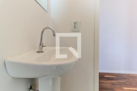 Banheiro de apartamento para alugar com 1 quarto, 40m² em República, São Paulo