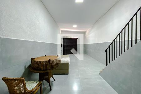 Garagem de casa para alugar com 4 quartos, 380m² em Vila Regente Feijó, São Paulo