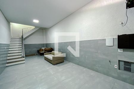 Garagem de casa para alugar com 4 quartos, 380m² em Vila Regente Feijó, São Paulo