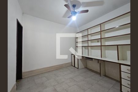 quarto 1 de casa para alugar com 3 quartos, 370m² em Brotas, Salvador
