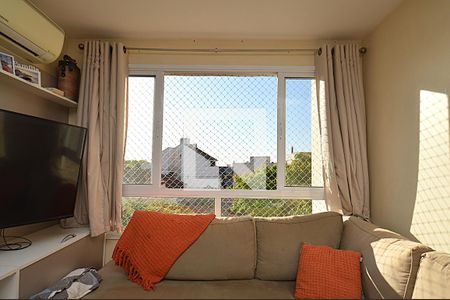 Janela da Sala de apartamento para alugar com 2 quartos, 71m² em Passo da Areia, Porto Alegre