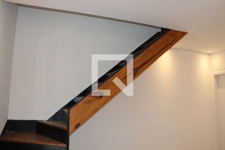 Corredor de apartamento para alugar com 2 quartos, 57m² em Vila Monte Serrat, Cotia