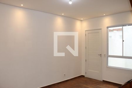 Sala de apartamento para alugar com 2 quartos, 57m² em Vila Monte Serrat, Cotia