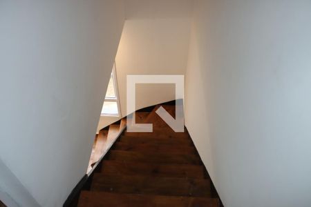 Corredor de apartamento para alugar com 2 quartos, 57m² em Vila Monte Serrat, Cotia