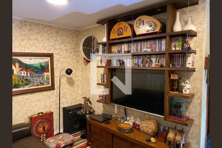 Foto 01 de casa à venda com 2 quartos, 132m² em Mirandópolis, São Paulo