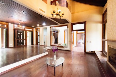 Sala de casa à venda com 4 quartos, 630m² em Jardim do Lago, Canoas