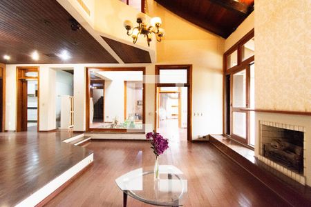 Sala de casa à venda com 4 quartos, 630m² em Jardim do Lago, Canoas