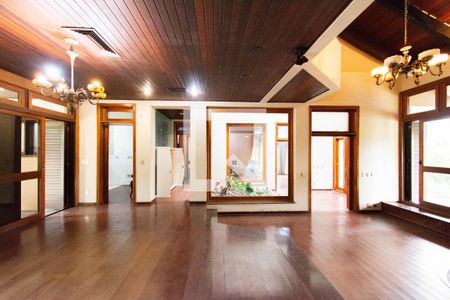 Sala de casa à venda com 4 quartos, 630m² em Jardim do Lago, Canoas