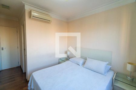 Suite de apartamento à venda com 3 quartos, 113m² em Bosque da Saúde, São Paulo