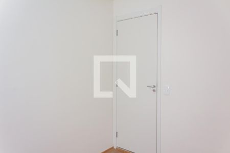 Quarto 1 de apartamento à venda com 2 quartos, 33m² em Parque Industrial Tomas Edson, São Paulo