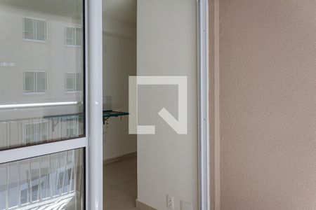 Varanda de apartamento à venda com 2 quartos, 33m² em Parque Industrial Tomas Edson, São Paulo