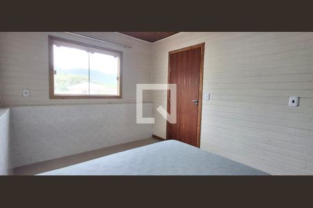 Quarto de apartamento para alugar com 1 quarto, 55m² em Saco Grande, Florianópolis