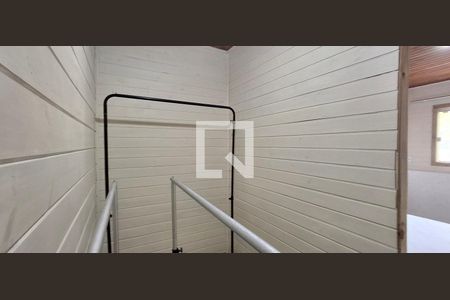 Closet Quarto de apartamento para alugar com 1 quarto, 55m² em Saco Grande, Florianópolis