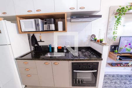 Sala/Cozinha de apartamento à venda com 1 quarto, 28m² em Vila Penteado, São Paulo