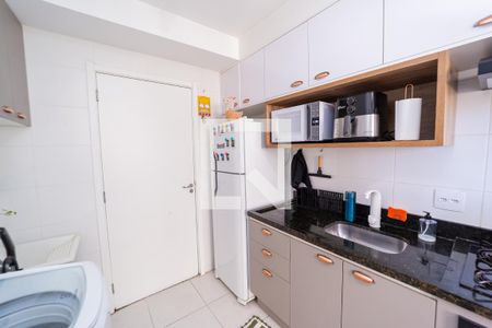 Cozinha e Área de Serviço de apartamento à venda com 1 quarto, 28m² em Vila Penteado, São Paulo