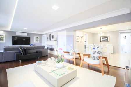 Sala de apartamento à venda com 3 quartos, 217m² em Paraíso do Morumbi, São Paulo