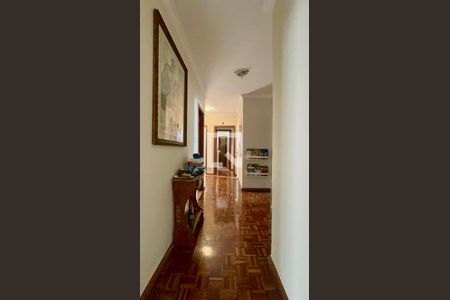 Corredor de apartamento para alugar com 3 quartos, 190m² em Paraíso, São Paulo