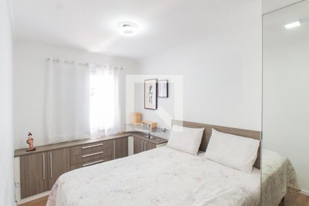 Suíte de apartamento à venda com 3 quartos, 77m² em Vila Paiva, São Paulo