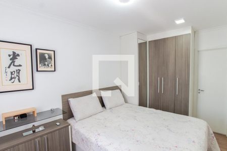 Suíte de apartamento à venda com 3 quartos, 77m² em Vila Paiva, São Paulo