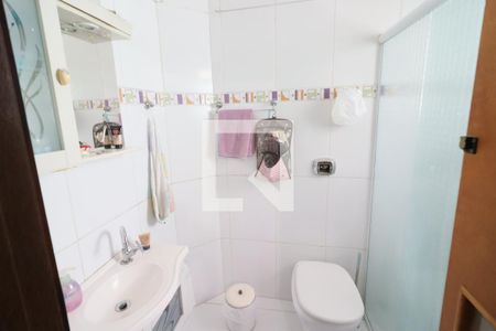 Banheiro da Suíte 1 de casa à venda com 3 quartos, 180m² em Bussocaba, Osasco