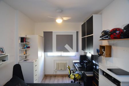 Quarto de apartamento à venda com 1 quarto, 56m² em Barra da Tijuca, Rio de Janeiro