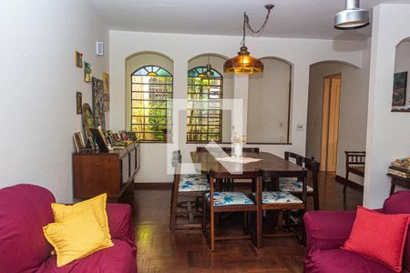 Sala 1 de casa à venda com 3 quartos, 250m² em Jardim Luanda, São Paulo