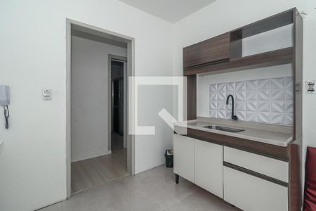 Cozinha de apartamento à venda com 2 quartos, 63m² em Rubem Berta, Porto Alegre
