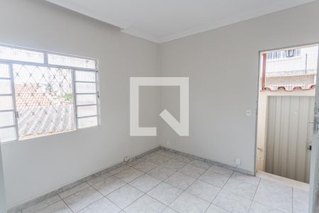 Quarto 1 de casa à venda com 4 quartos, 360m² em Sagrada Família, Belo Horizonte