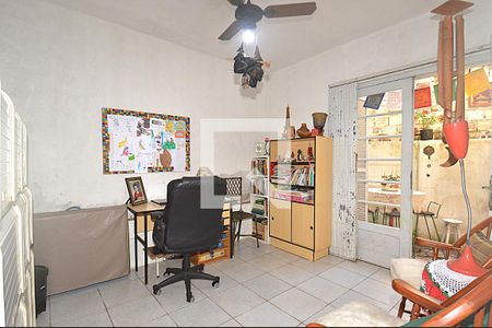 Quarto 1 de apartamento para alugar com 3 quartos, 85m² em Moinhos de Vento, Porto Alegre