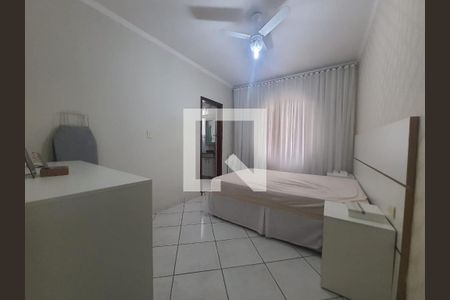 Casa à venda com 3 quartos, 240m² em Jardim Ocara, Santo André