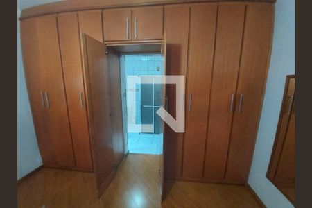 Casa à venda com 4 quartos, 400m² em Jardim das Maravilhas, Santo André