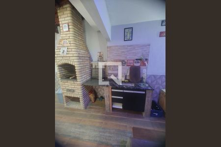 Casa à venda com 3 quartos, 234m² em Vila Helena, Santo André