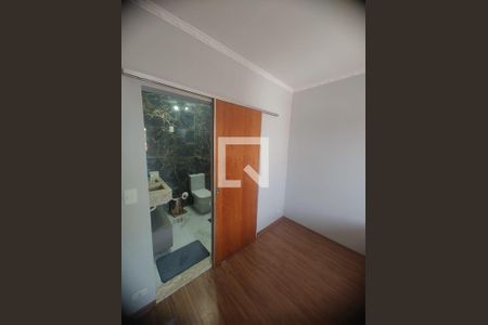 Casa à venda com 3 quartos, 234m² em Vila Helena, Santo André