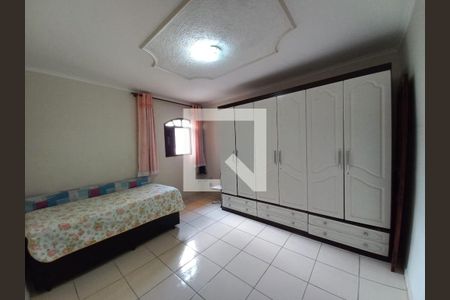 Casa à venda com 4 quartos, 220m² em RP3 (Regiões de Planejamento), Santo André