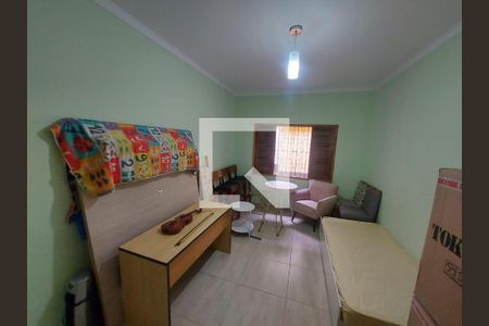 Casa à venda com 2 quartos, 198m² em Vila Linda, Santo André