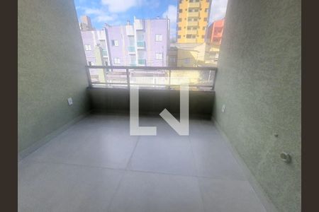 Casa à venda com 3 quartos, 132m² em Parque das Nações, Santo André