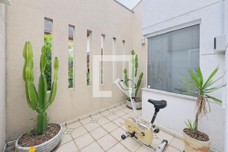 Varanda Suíte 5 de casa de condomínio para alugar com 8 quartos, 570m² em Pqe Res Aquarius, São José dos Campos