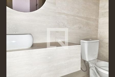 Casa à venda com 4 quartos, 220m² em Santa Lúcia, Belo Horizonte