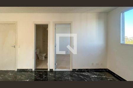 Sala de apartamento para alugar com 2 quartos, 3m² em Usina Piratininga, São Paulo