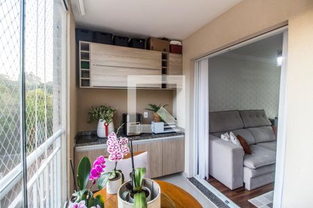 Varanda de apartamento à venda com 3 quartos, 80m² em Jardim Tupanci, Barueri