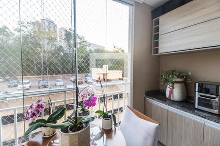 Varanda de apartamento à venda com 3 quartos, 80m² em Jardim Tupanci, Barueri