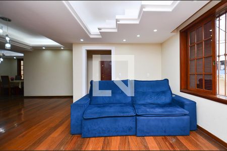 Sala de Estar de casa à venda com 3 quartos, 250m² em Fernão Dias, Belo Horizonte