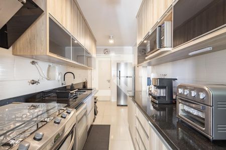 Cozinha de apartamento à venda com 3 quartos, 154m² em Jardim Flor da Montanha, Guarulhos