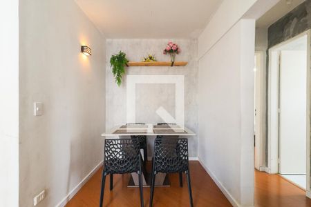 Sala de apartamento à venda com 3 quartos, 65m² em Real Parque, São Paulo