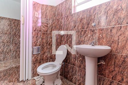 Banheiro de kitnet/studio para alugar com 1 quarto, 30m² em Santa Cecilia, São Paulo