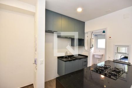 Sala/Cozinha de apartamento para alugar com 2 quartos, 60m² em Vila Suzana, São Paulo