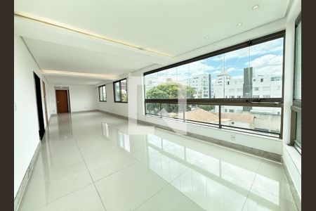 Apartamento para alugar com 4 quartos, 175m² em Liberdade, Belo Horizonte