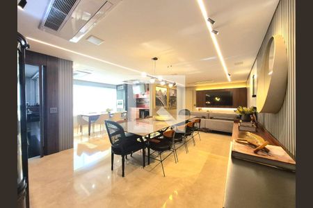 Sala de apartamento à venda com 4 quartos, 144m² em Coracao de Jesus, Belo Horizonte